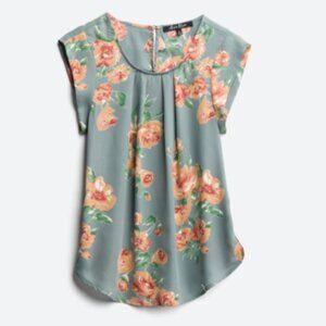 Floral cap sleeve blouse